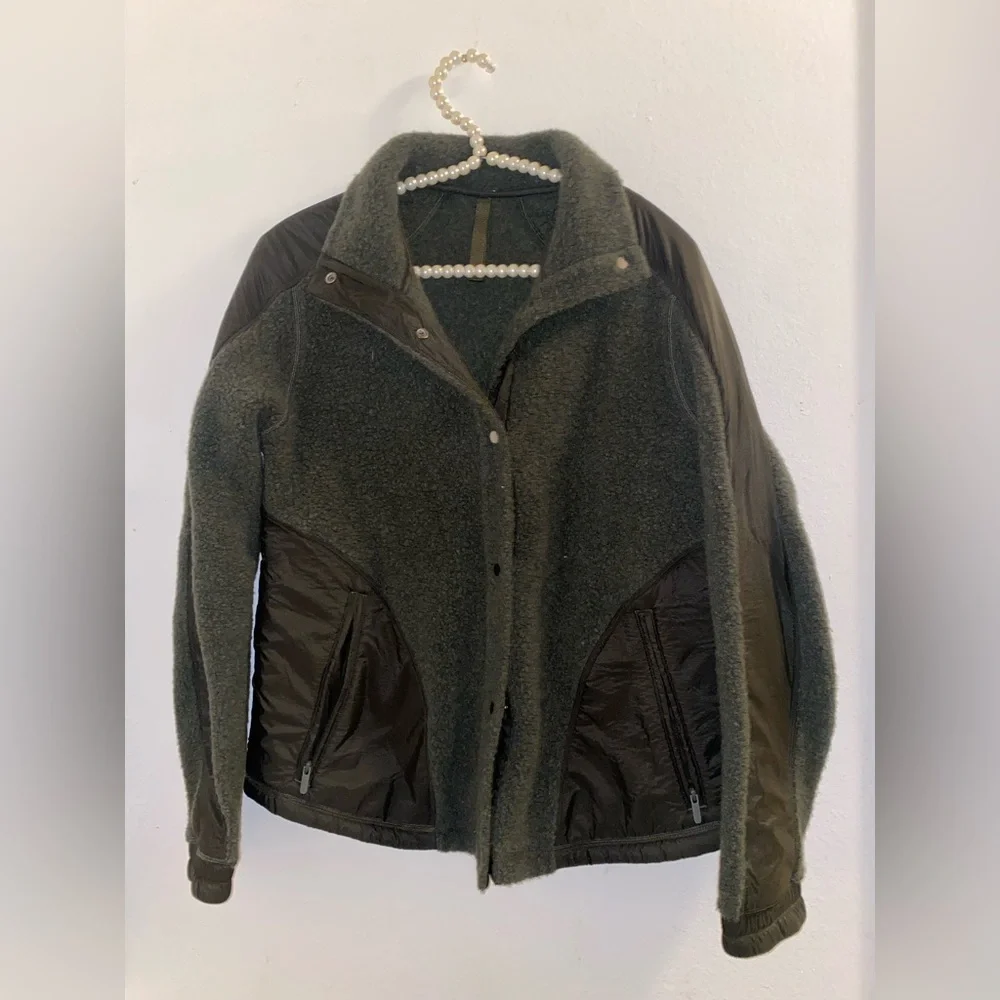 Lululemon Go Cozy wool blend tech jacket Size 6 forest green - Picture 5 of 9